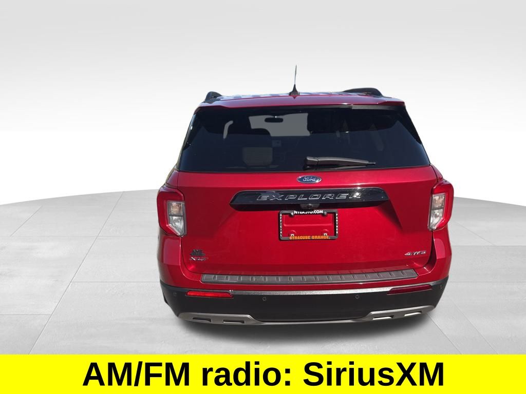 2022 Ford Explorer XLT photo 4