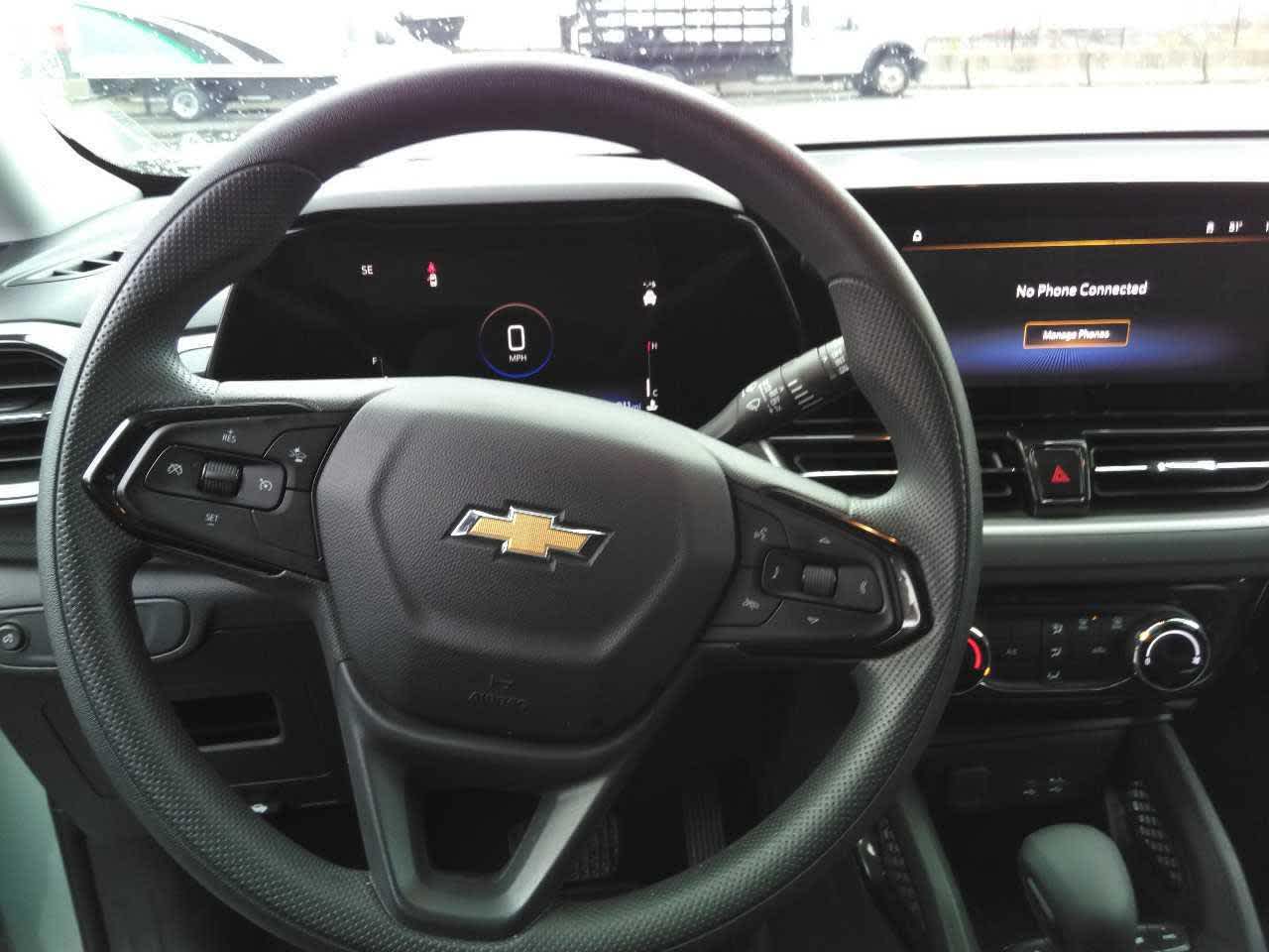 2025 Chevrolet Trailblazer LT photo 4