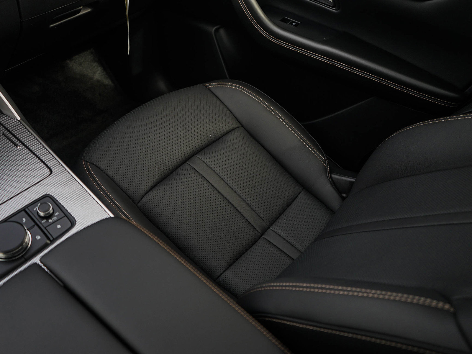 2025 Mazda CX-90 3.3 Turbo Preferred photo 26