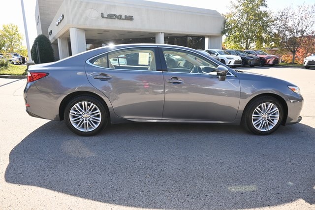 2013 Lexus ES 350 photo 2
