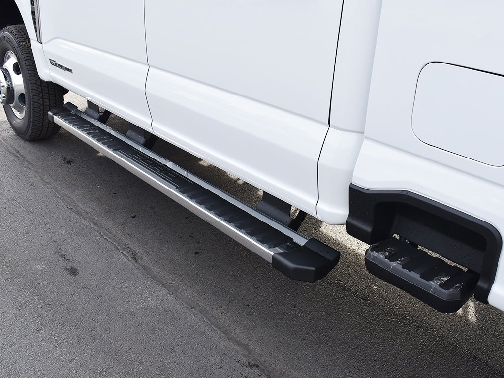 2025 Ford F-350 XLT photo 14