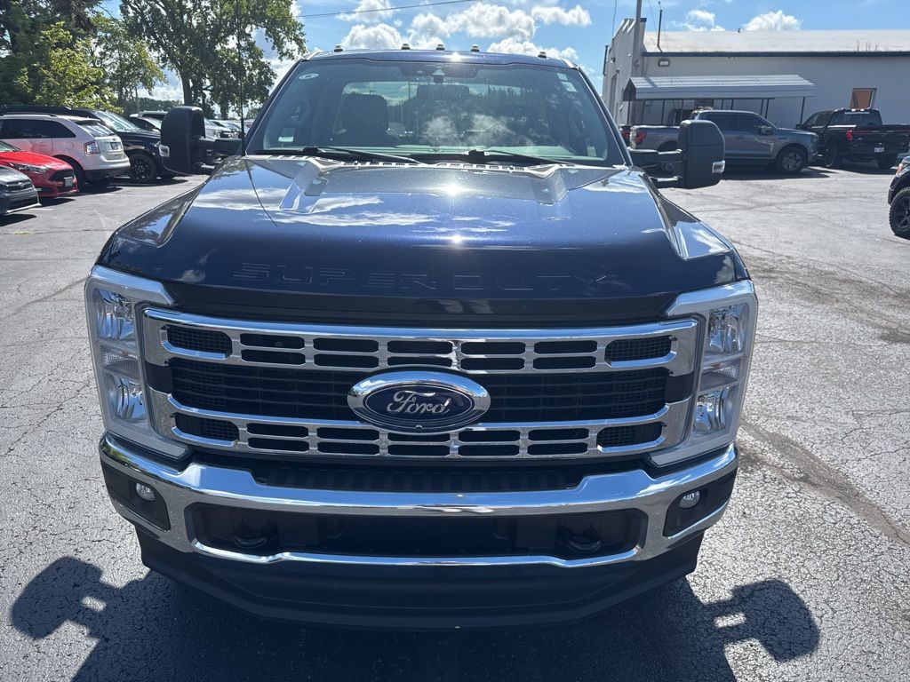 2023 Ford F-250 XLT photo 8