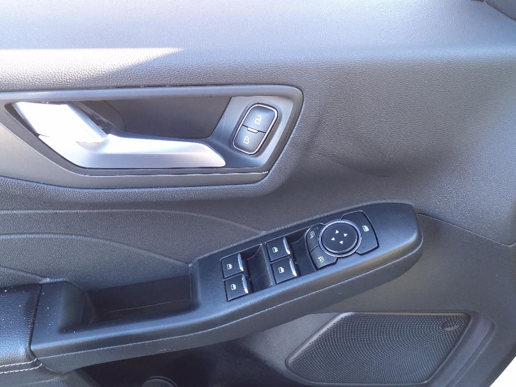 2025 Ford Escape Plug-In Hybrid photo 12