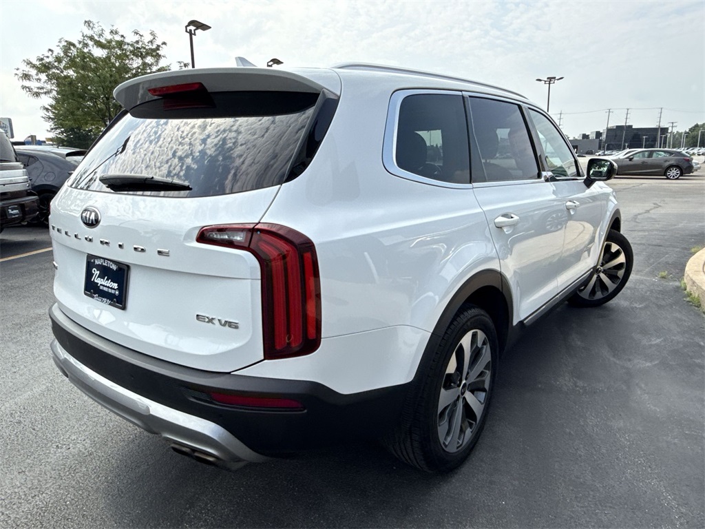 2021 Kia Telluride EX photo 2