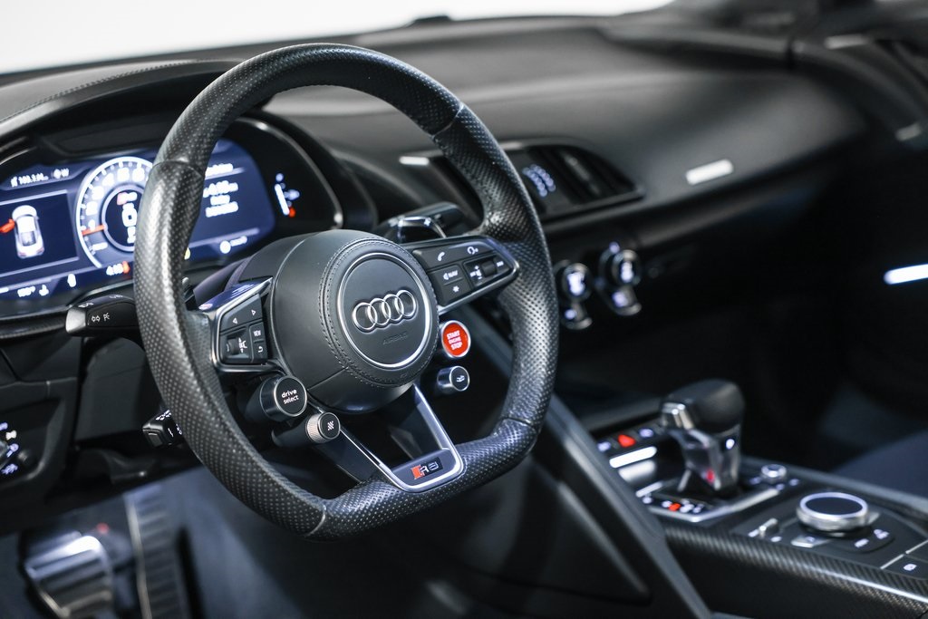 2017 Audi R8 V10 Plus Coupe photo 29