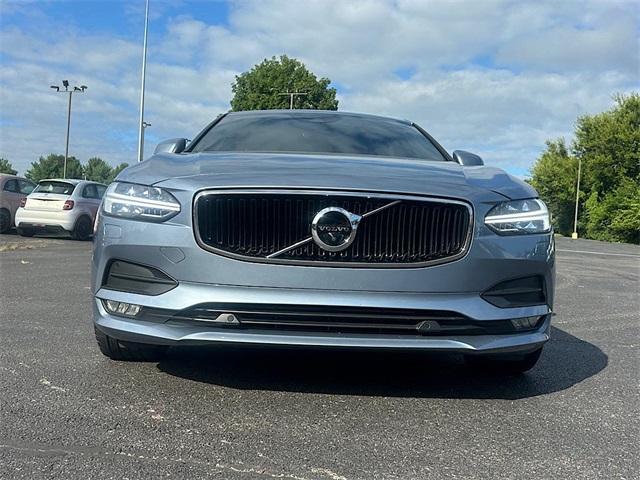 Used 2018 Volvo S90 Momentum with VIN LVY992MK4JP015266 for sale in Xenia, OH