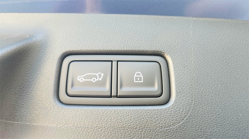 2025 Hyundai Santa Fe SEL photo 28