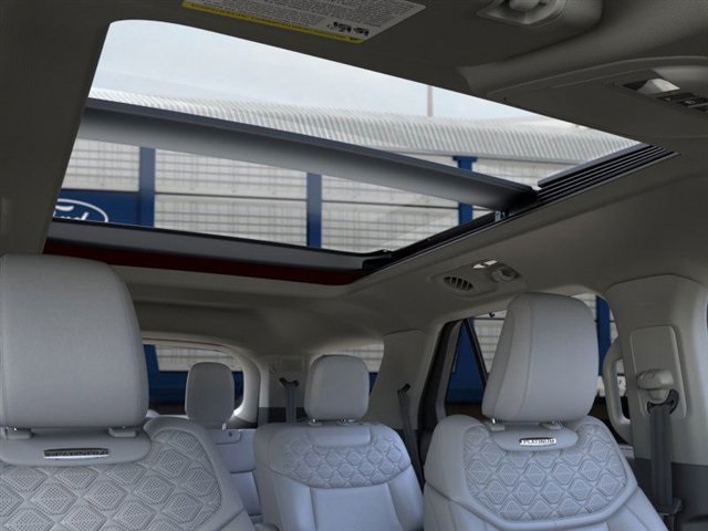 2025 Ford Explorer Platinum photo 20