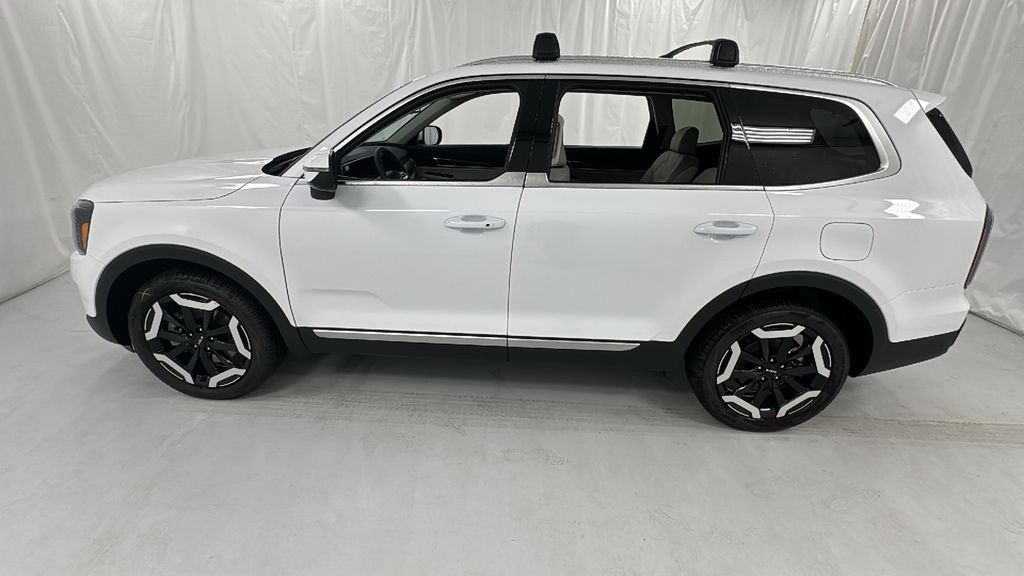 2025 Kia Telluride EX photo 6