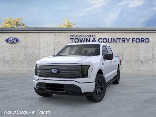 2025 Ford F-150 Lightning photo 13