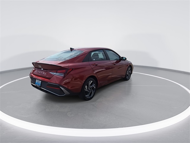 2025 Hyundai Elantra SEL Sport photo 8