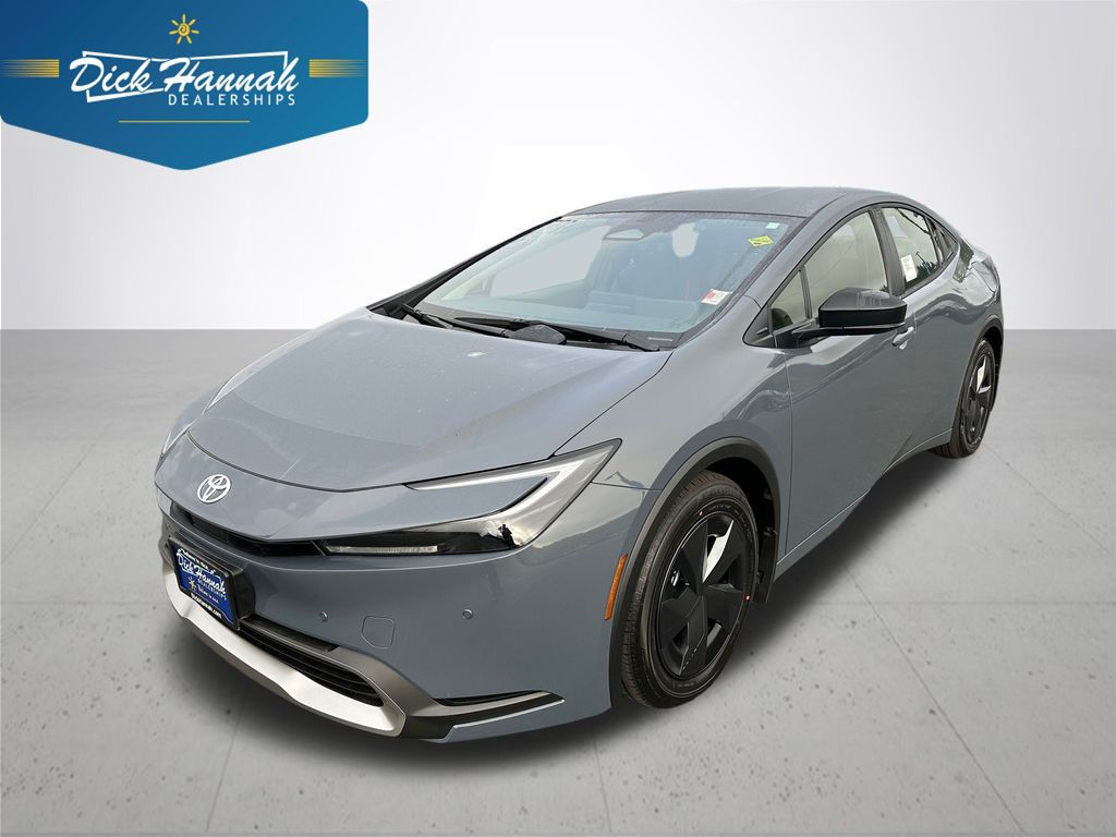 2026 Toyota Prius SE's photo