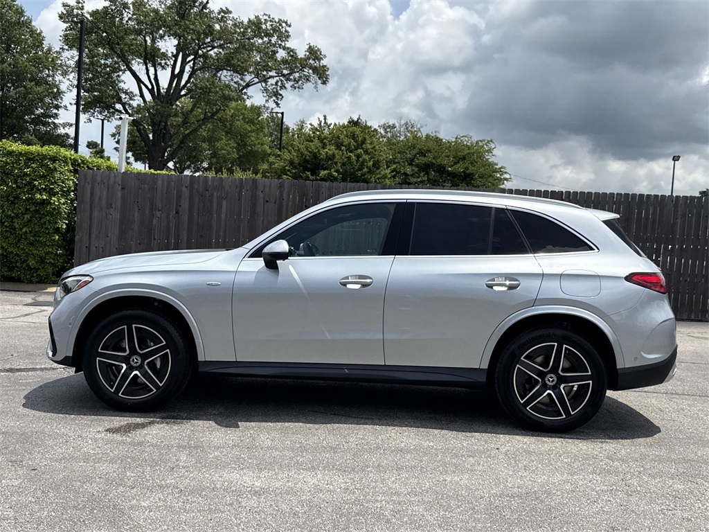 2025 Mercedes Benz GLC 350e 4MATIC photo 2