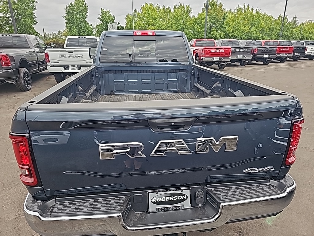 2025 Ram 2500 Tradesman photo 4