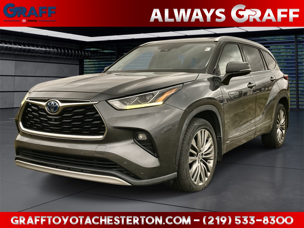 2020 Toyota Highlander Platinum's photo