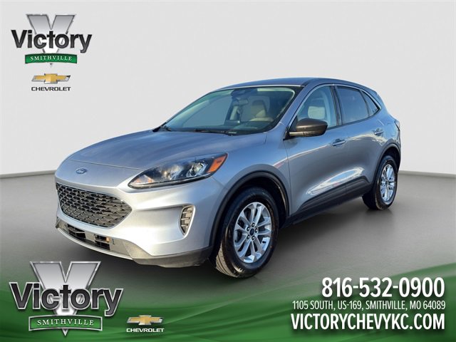 2022 Ford Escape SE's photo