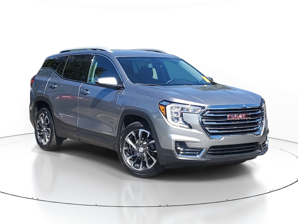 2024 GMC Terrain SLT's photo