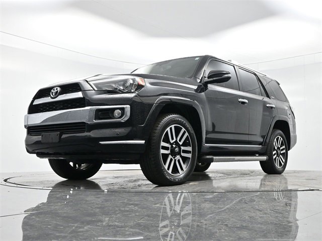 2018 Toyota 4Runner SR5 photo 27