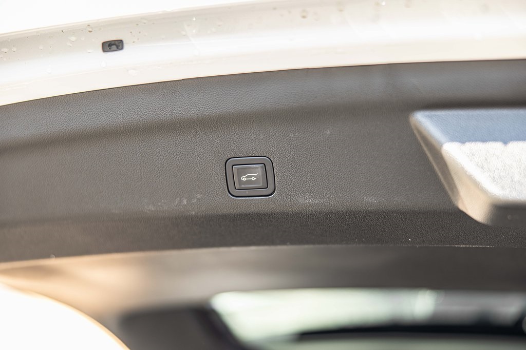 2024 CHEVROLET TAHOE - Image 17