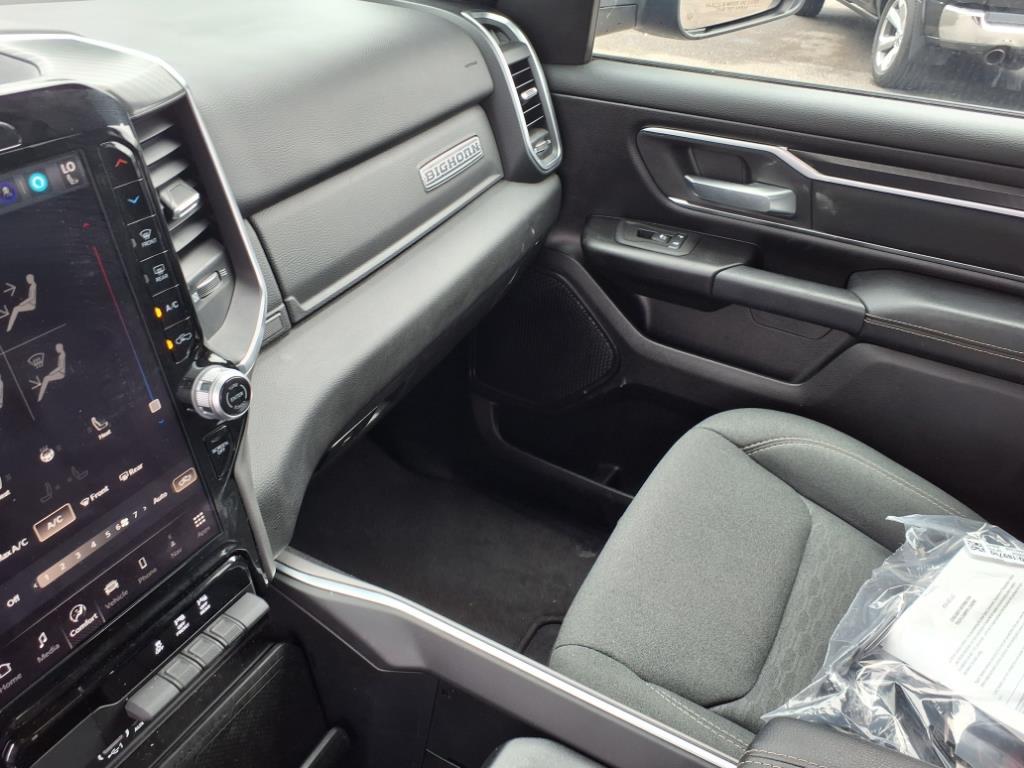 2025 Ram 1500 Big Horn photo 15