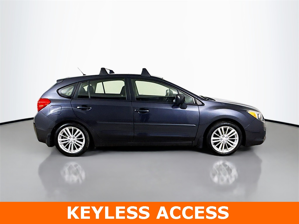 2013 Subaru Impreza 2.0i Premium photo 3