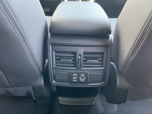 2025 Subaru Forester Premium photo 4