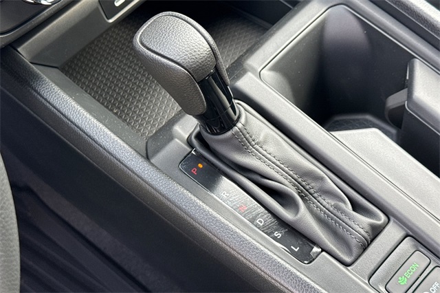 2025 Honda Accord LX photo 14