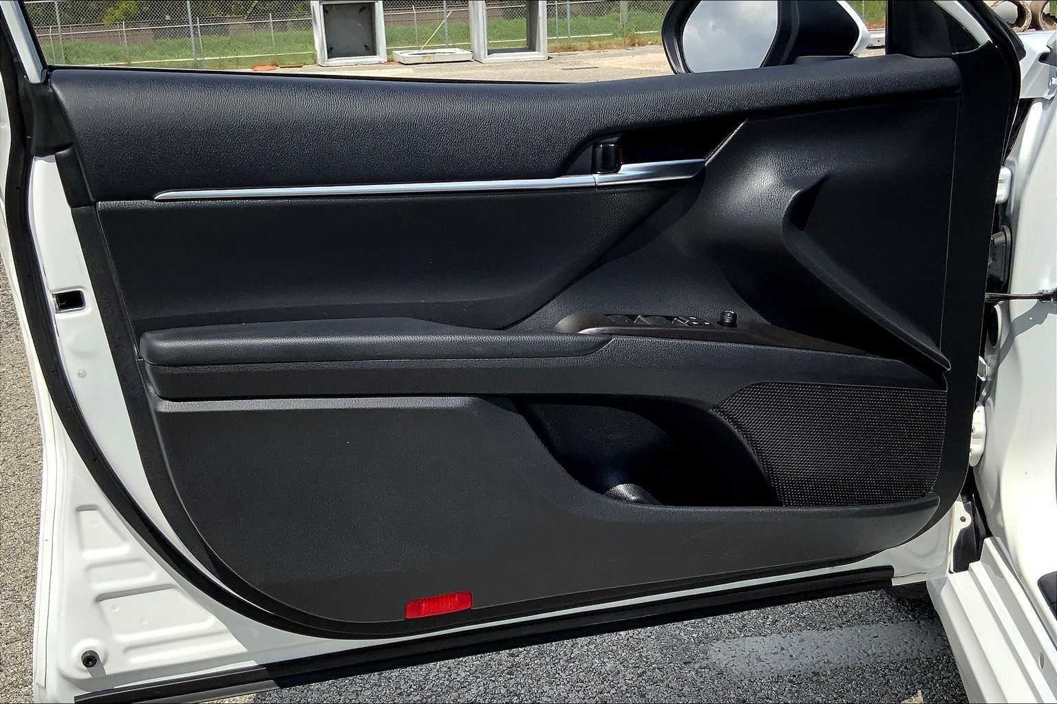 2024 Toyota Camry SE photo 20