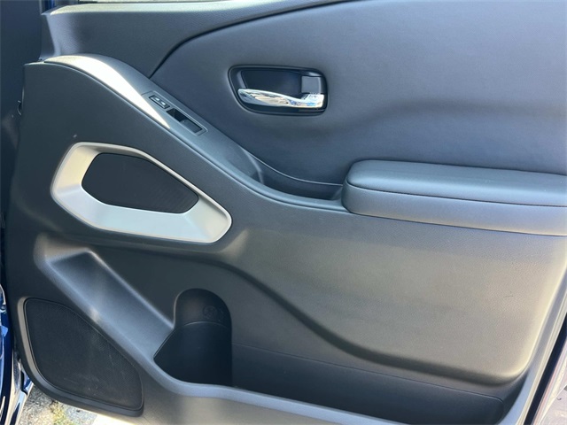 2023 Nissan Frontier SV photo 23