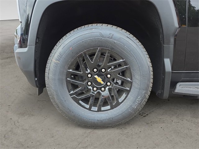 2026 Chevrolet Silverado EV LT photo 14