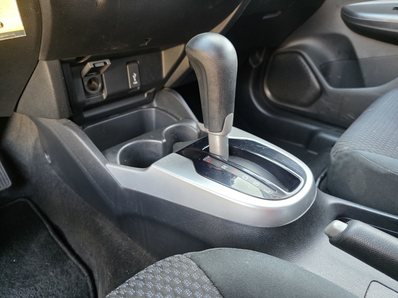 2020 Honda Fit LX photo 18
