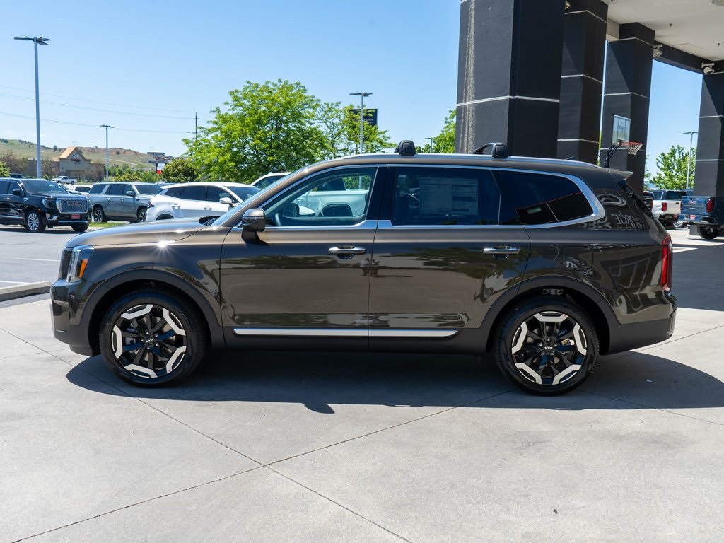 2025 Kia Telluride S photo 2