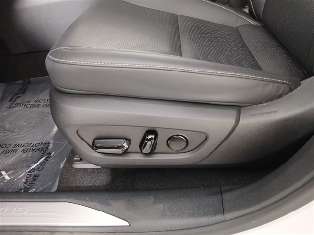2024 Lexus RX 350 Premium photo 17