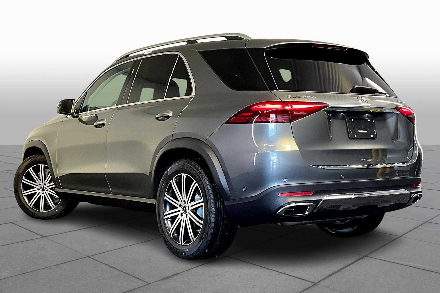 2026 Mercedes Benz GLE 350 4MATIC photo 3
