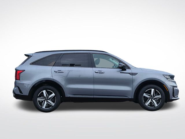 2022 Kia Sorento S photo 2