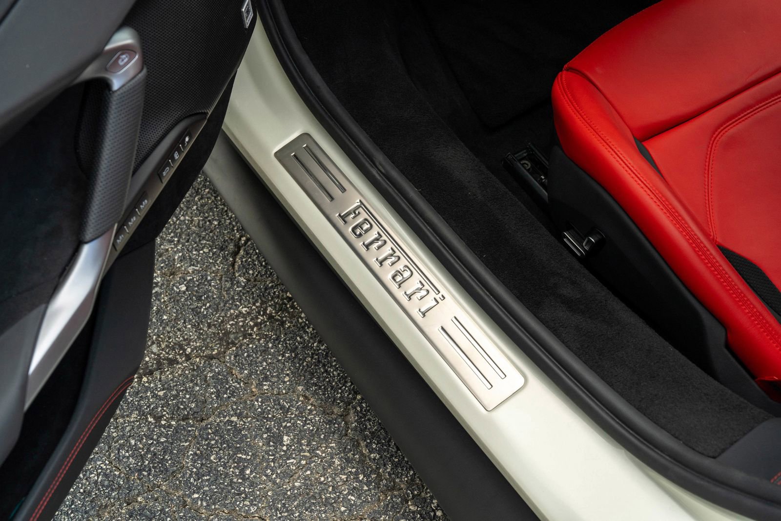 2024 Ferrari 296 GTB Base photo 26