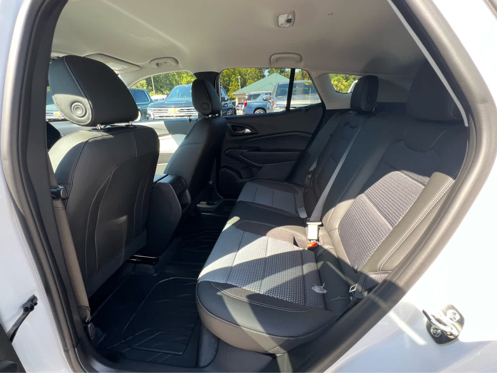 2025 Chevrolet Trax photo 6