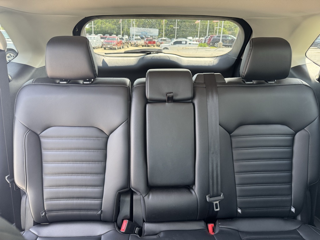 2024 Ford Edge SEL photo 9