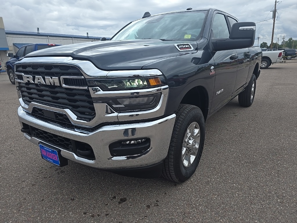 2026 Ram 2500 Big Horn photo 3