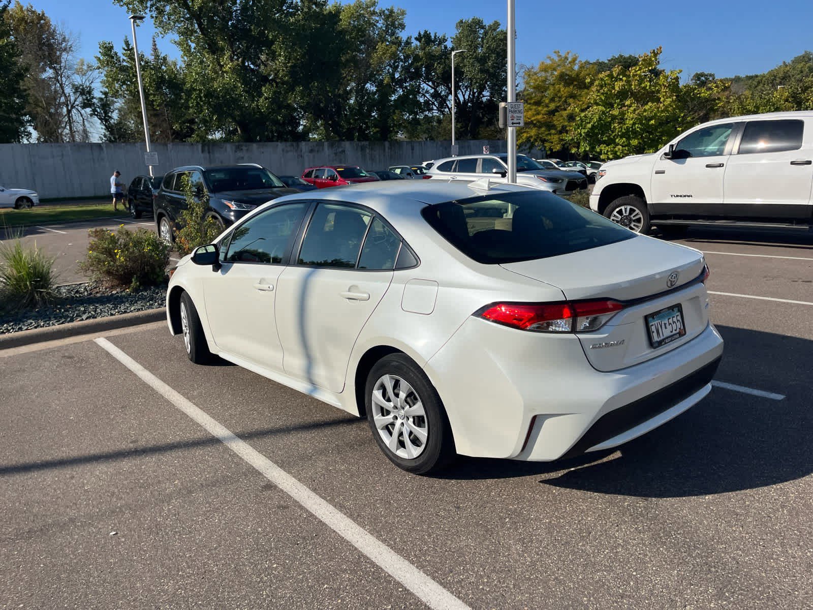 2021 Toyota Corolla LE photo 4