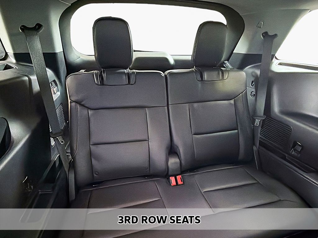 2023 Ford Explorer XLT photo 4