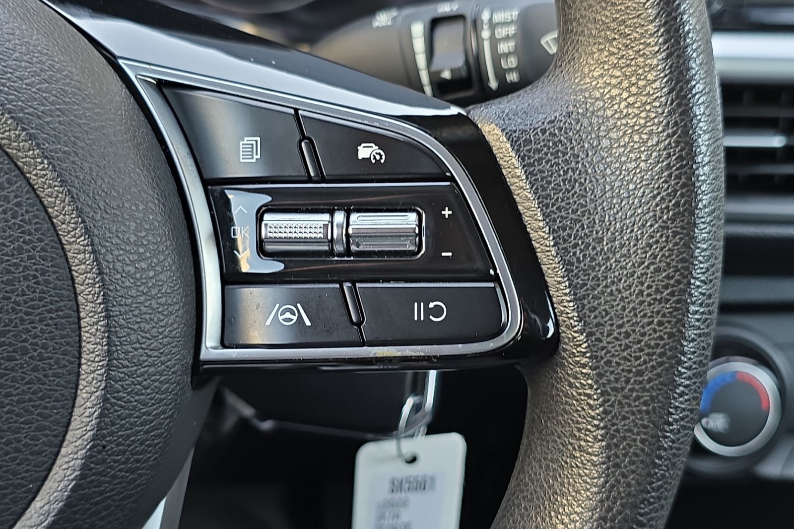 2022 Kia Forte FE LXS photo 24
