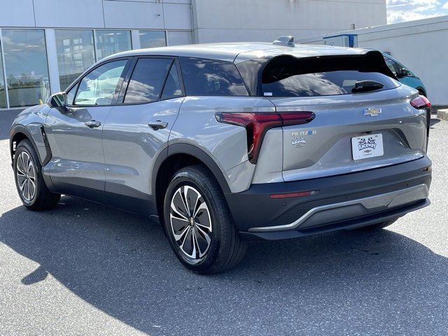 2026 Chevrolet Blazer EV photo 3