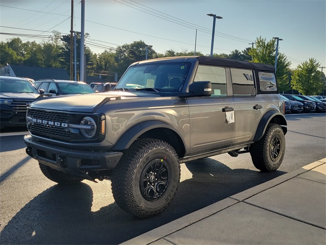 2024 Ford Bronco Wildtrak photo 3