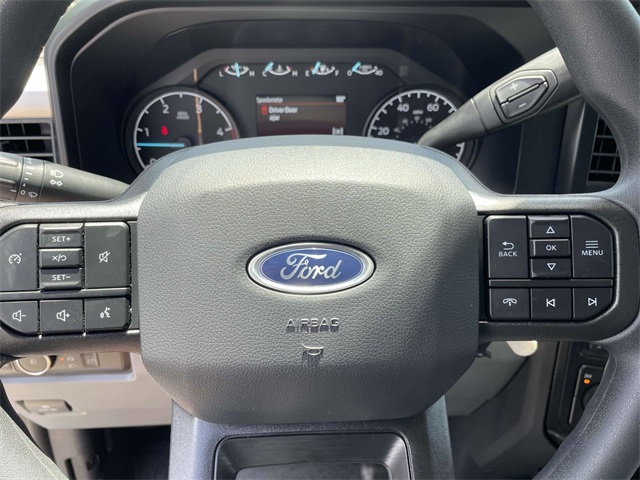 2025 Ford F-350 photo 13