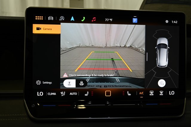 2025 Volkswagen Tiguan SE R-Line Black photo 5