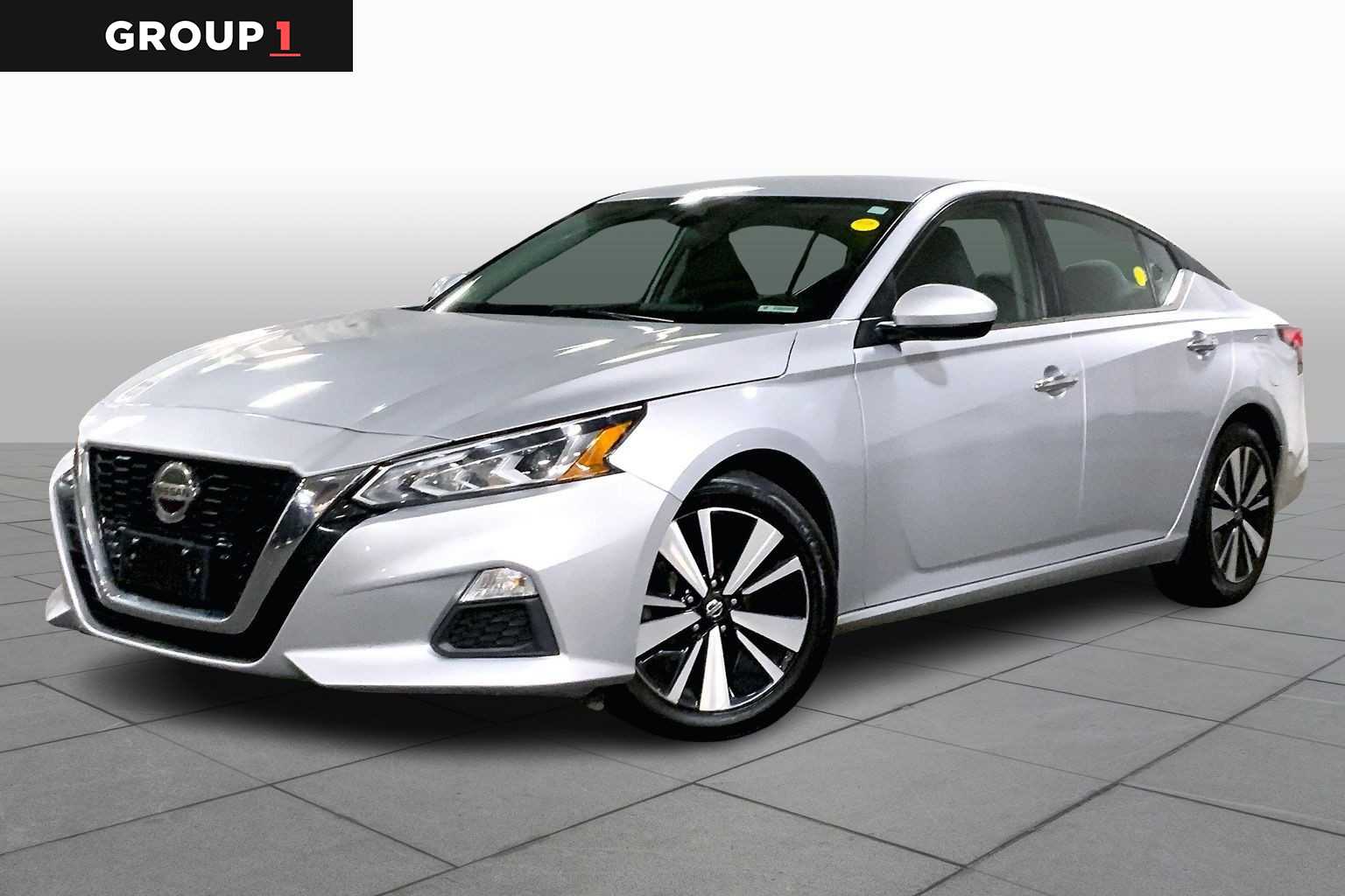 2022 Nissan Altima SV