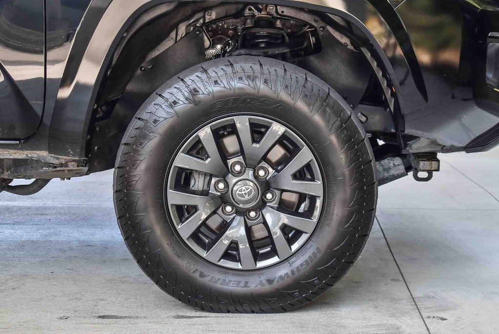 2023 Toyota Tacoma SR5 photo 10