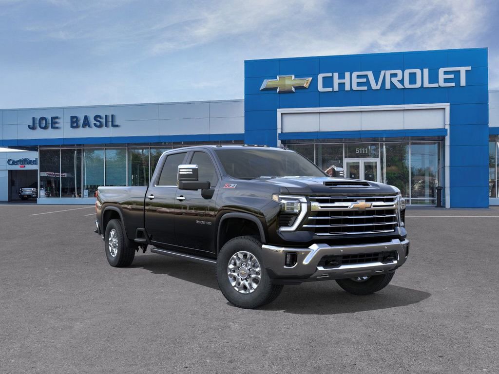 2026 Chevrolet Silverado 3500HD LTZ's photo