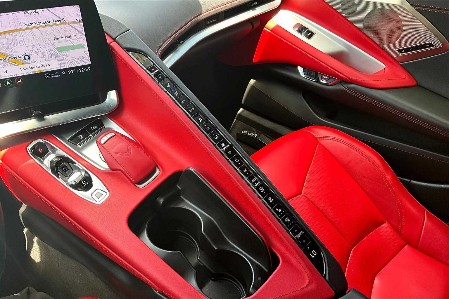 2023 Chevrolet Corvette Stingray 2LT photo 22